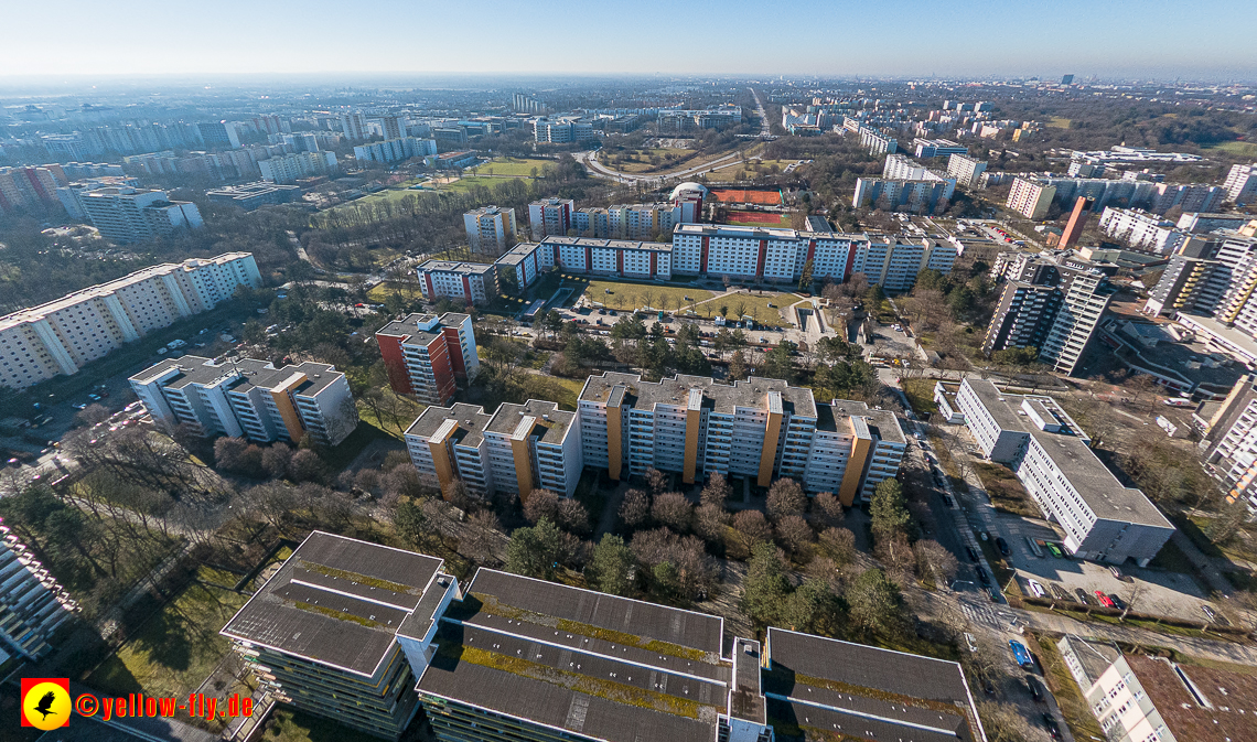 15.02.2023 - Marx-Zentrum und Karl-Marx-Ring mit Umgebung in Neuperlach